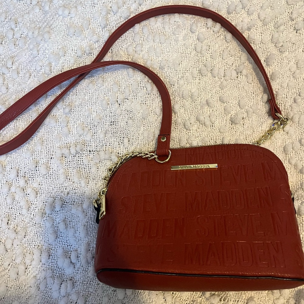 SOLD GREAT CONDITION Steve Madden Crossbody Bag